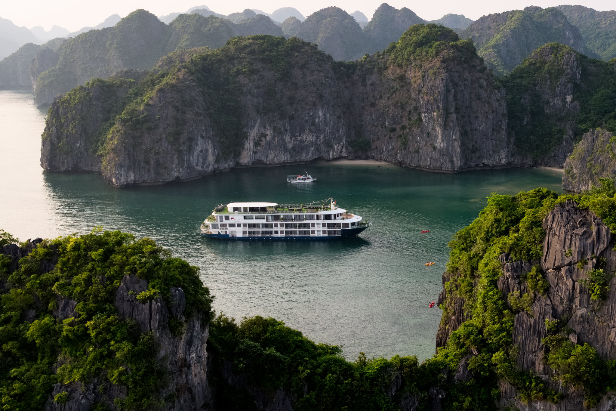 Mon Chéri Cruises